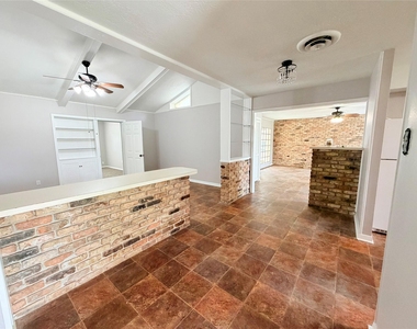 20729 Canterbury Road - Photo Thumbnail 3