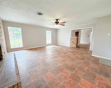 20729 Canterbury Road - Photo Thumbnail 12