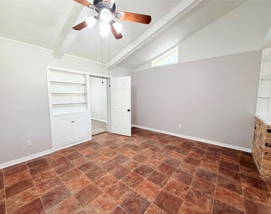 20729 Canterbury Road - Photo Thumbnail 8