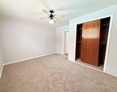 20729 Canterbury Road - Photo Thumbnail 14