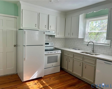 314 Thompson Street - Photo Thumbnail 3