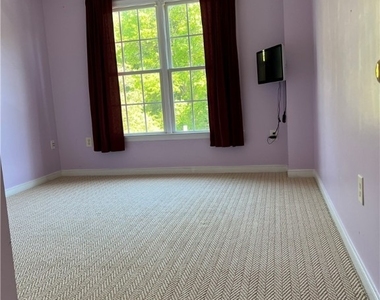 4925 Saddleridge Court - Photo Thumbnail 11