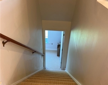 4925 Saddleridge Court - Photo Thumbnail 17
