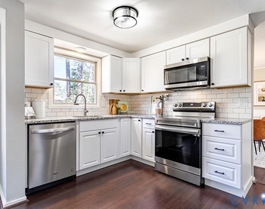 10312 Genlou Road - Photo Thumbnail 3