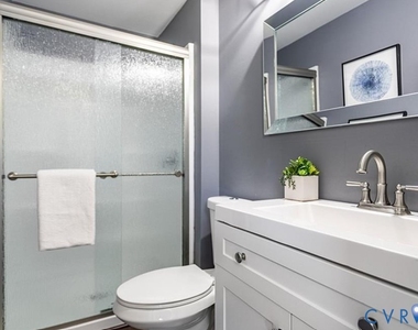10312 Genlou Road - Photo Thumbnail 16