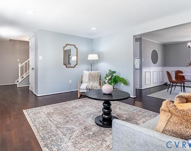 10312 Genlou Road - Photo Thumbnail 1