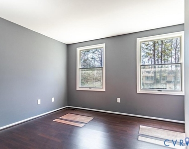 10312 Genlou Road - Photo Thumbnail 12