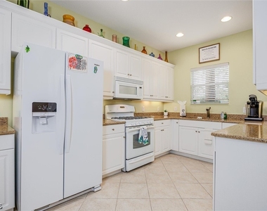 3210 Cottonwood Bend - Photo Thumbnail 5