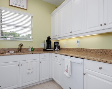 3210 Cottonwood Bend - Photo Thumbnail 6
