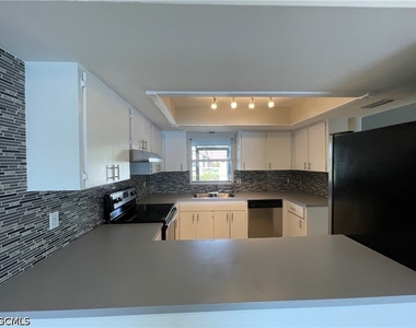 1156 Sw 43rd Street - Photo Thumbnail 1
