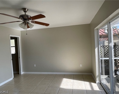 1156 Sw 43rd Street - Photo Thumbnail 5