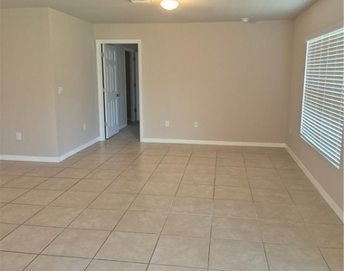 8002 Vega Court - Photo Thumbnail 4