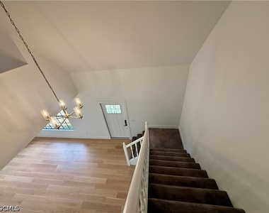 18422 Huckleberry Road - Photo Thumbnail 25