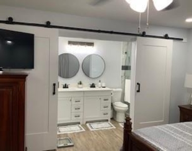 840 Threadneedle Street - Photo Thumbnail 22