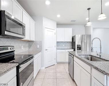 16056 Enclaves Cove Drive - Photo Thumbnail 12