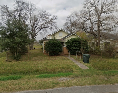 801 13th Street - Photo Thumbnail 5