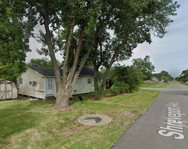 801 13th Street - Photo Thumbnail 3