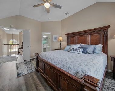 9514 Trailing Moss Drive - Photo Thumbnail 18