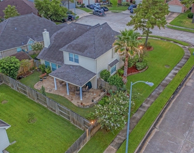 9514 Trailing Moss Drive - Photo Thumbnail 41