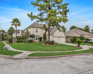 9514 Trailing Moss Drive - Photo Thumbnail 35