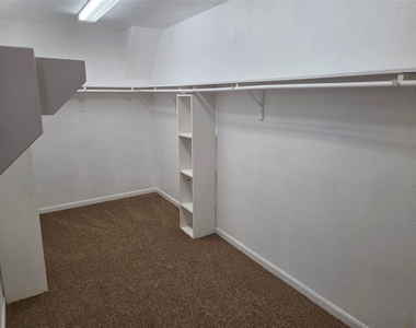 19510 Dunlay Springs Drive - Photo Thumbnail 37