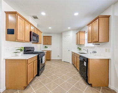 24626 Cornell Park Lane - Photo Thumbnail 13