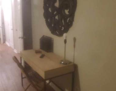 1102 Woods Drive - Photo Thumbnail 7
