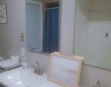1102 Woods Drive - Photo Thumbnail 1