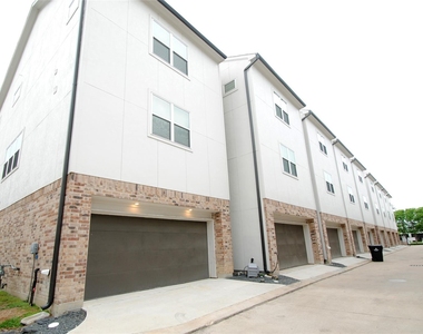 1270 N Post Oak Road - Photo Thumbnail 38