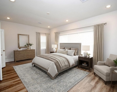 1270 N Post Oak Road - Photo Thumbnail 28
