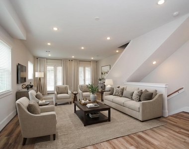 1270 N Post Oak Road - Photo Thumbnail 22