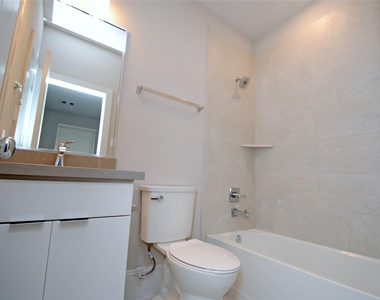 1270 N Post Oak Road - Photo Thumbnail 35
