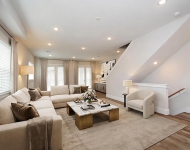 1270 N Post Oak Road - Photo Thumbnail 21