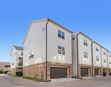 1270 N Post Oak Road - Photo Thumbnail 6