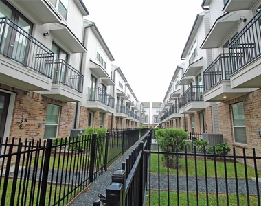 1270 N Post Oak Road - Photo Thumbnail 7