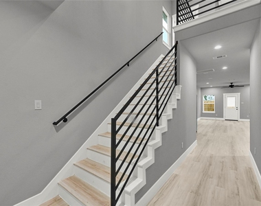 7415 Hezekiah Ln - Photo Thumbnail 19