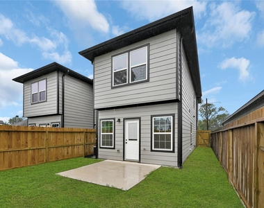 7415 Hezekiah Ln - Photo Thumbnail 22