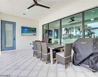 9449 Greenleigh Court - Photo Thumbnail 17