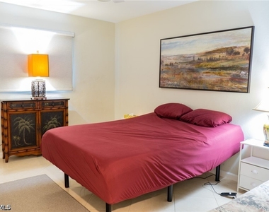 27249 Pullen Avenue - Photo Thumbnail 14