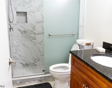 27249 Pullen Avenue - Photo Thumbnail 18