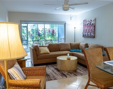 27249 Pullen Avenue - Photo Thumbnail 8