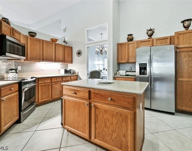 6545 Chestnut Circle - Photo Thumbnail 12