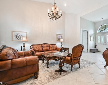 6545 Chestnut Circle - Photo Thumbnail 5