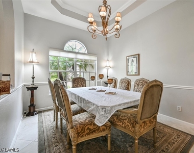 6545 Chestnut Circle - Photo Thumbnail 7