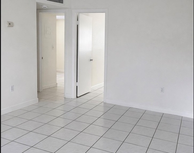 3325 Airport Road N - Photo Thumbnail 1