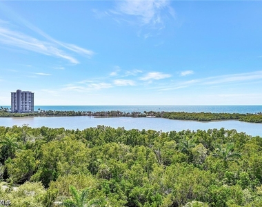 5550 Heron Point Drive - Photo Thumbnail 22