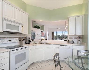 2383 Ravenna Boulevard - Photo Thumbnail 13