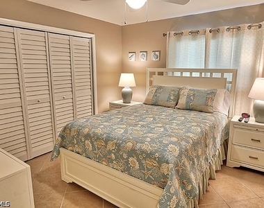 793 97th Avenue N - Photo Thumbnail 15