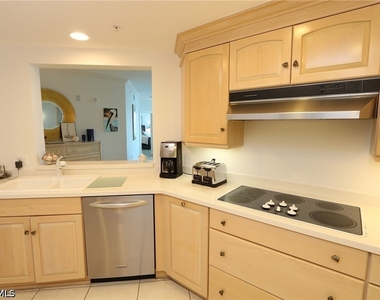 60 Seagate Drive - Photo Thumbnail 11