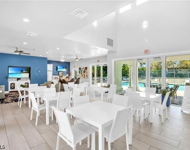 3775 Fieldstone Boulevard - Photo Thumbnail 21